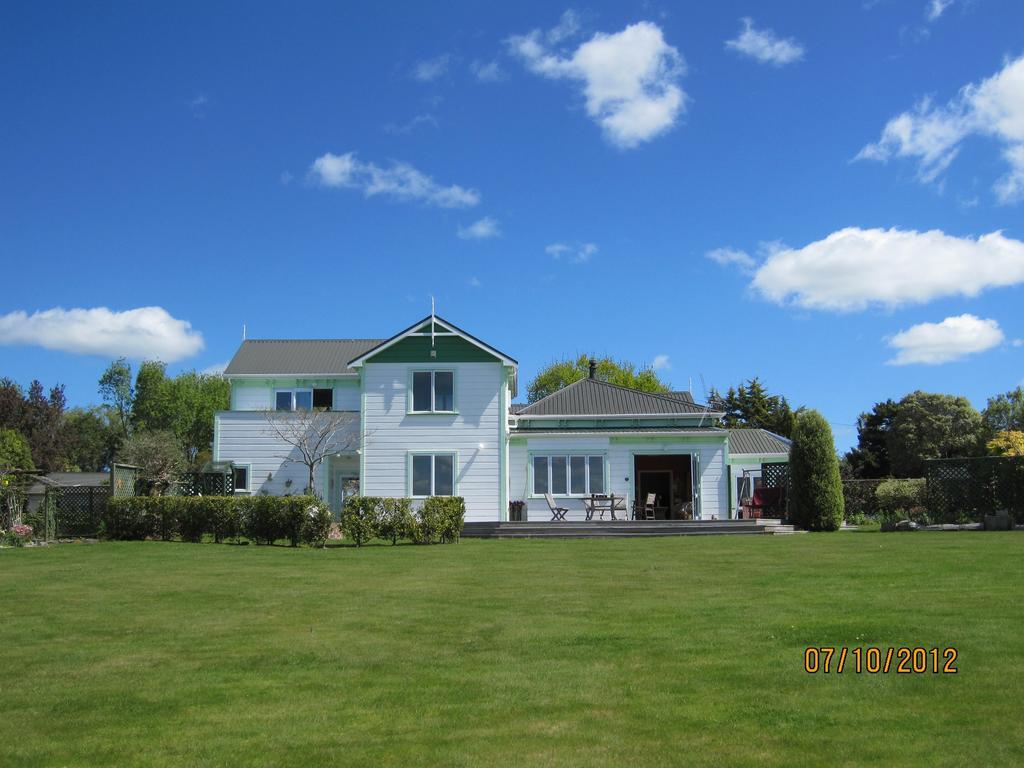 Bed and Breakfast Thyme Out Estate Halcombe Esterno foto